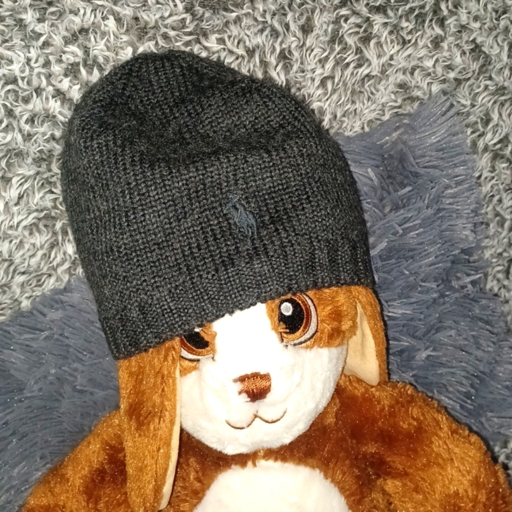Dark gray Polo whool or cashmere Beanie.